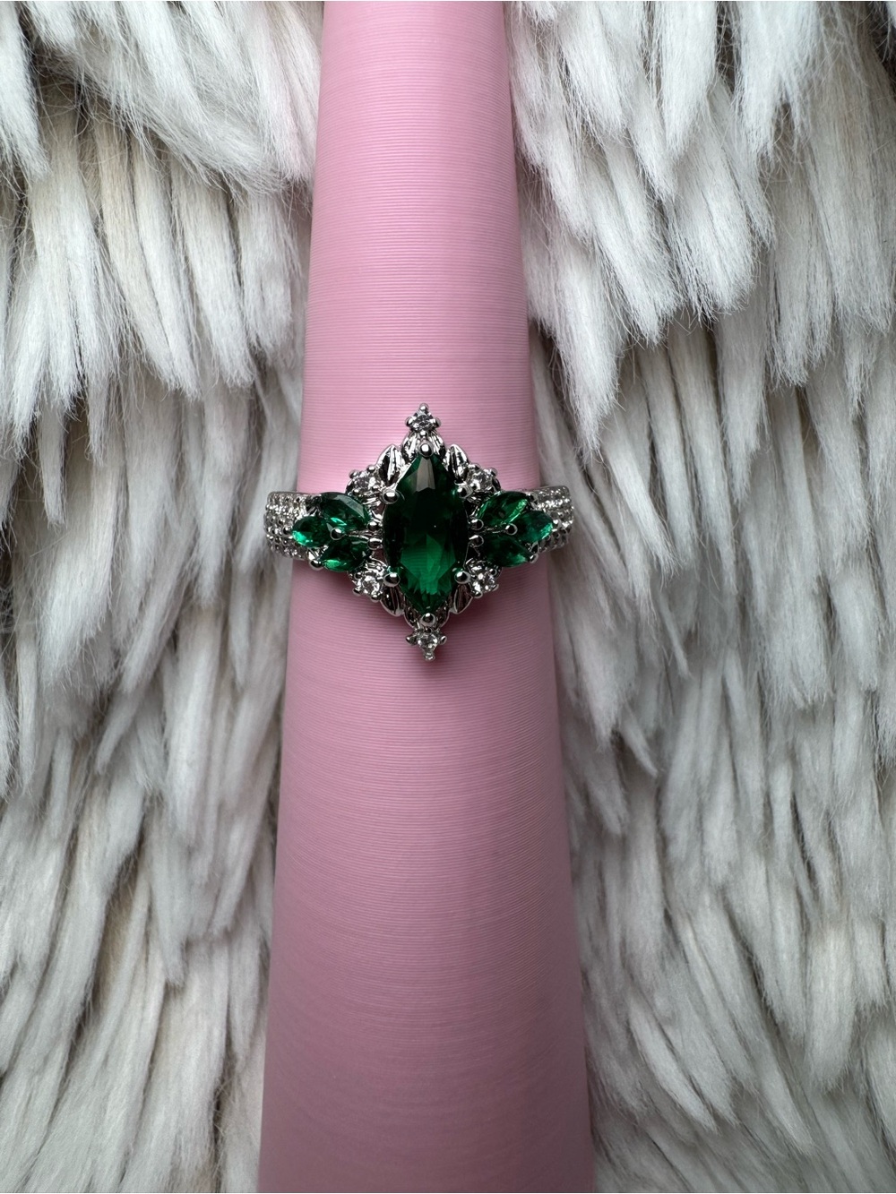 Gorgeous ring